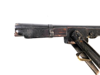 ARMES à FEU. Fusil tibétain à mèche, monture...