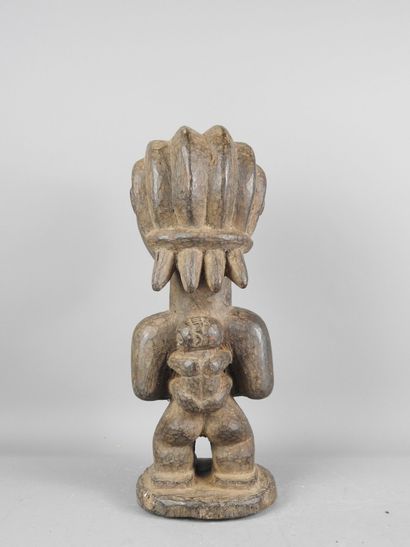 LUBA, Ex Zaire.
Hardwood, dark patina of...
