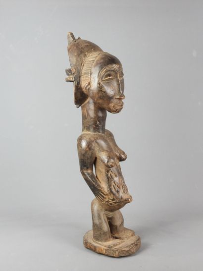 Statue of a standing female ancestor, LUBA/HEMBA,...