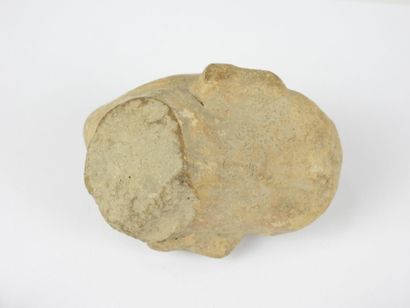 MEXICO : Head of a Zayarit homma. Stone sculpture....