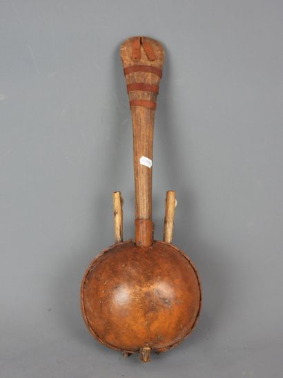 KORA from Senegal in wood and skin.

 H.48,...