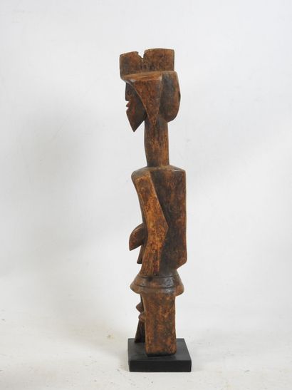 MUMUYE - Nigeria : Bois patine brune. Statue...