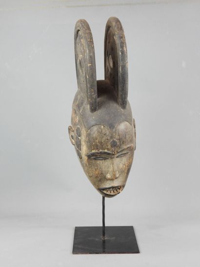Nigerian mask. Base. H. 60 cm.