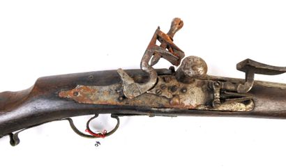 ARMES à FEU. Moukkala courte à monture en...