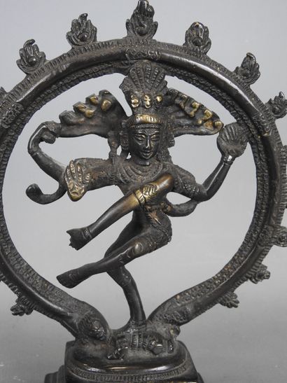 Tamil Nadu, South India.
Ancient bronze statue...