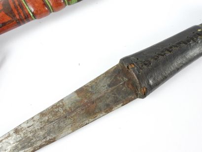 AFRIQUE : Couteau MANDINGUE. Fourreau en...