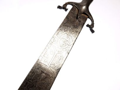 ARMES BLANCHES. Épée indo-perse à monture...