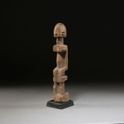 DOGON, Mali.
Hardwood, patina of use.
Ancestor...