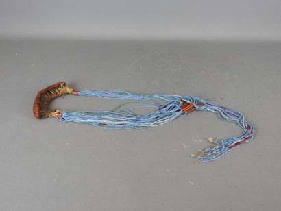NAGA, Nagaland state, India.
Two necklaces...