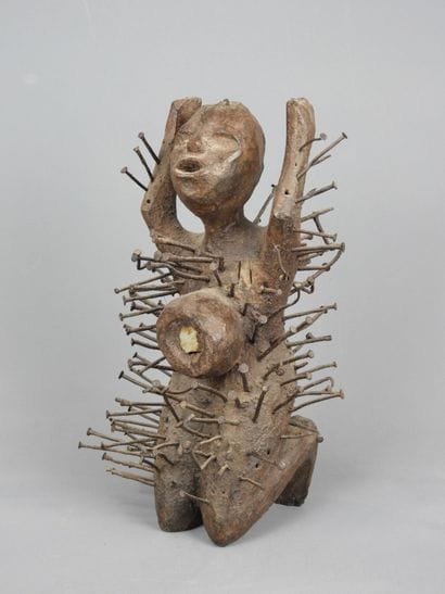BAKONGO, République Démocratique du Congo.

Bois...