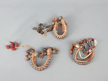 Three bracelets. D. approx. 10 cm