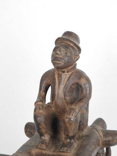CONGO. Statue 