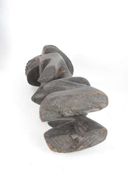 CONGO - Culture HEMBA. Statue d'un homme...