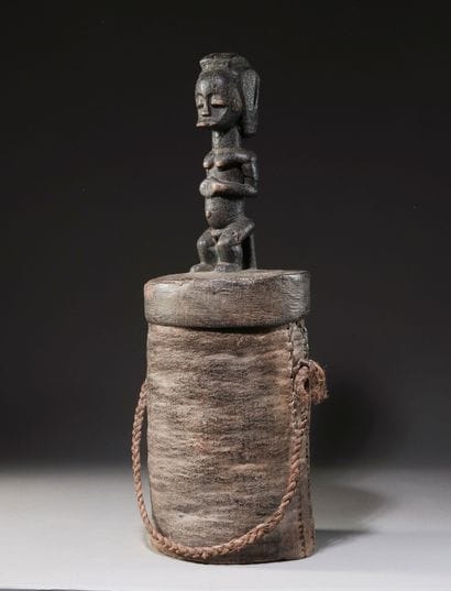 FANG, Gabon.
Wood, bark, vegetable gum, fibers.
Bone...