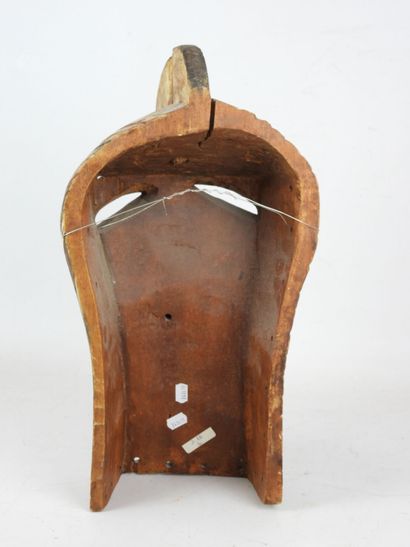 SONGYE - Democratic Republic of Congo.

Wooden...