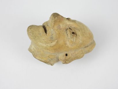 MEXICO : Head of a Zayarit homma. Stone sculpture....