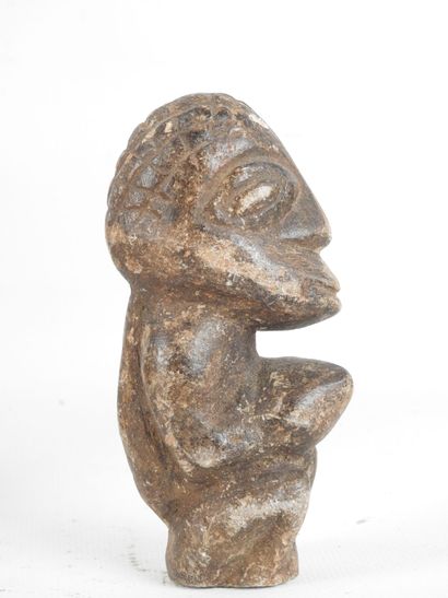 KISSI, Guinée.
Réunion de quatre statues...