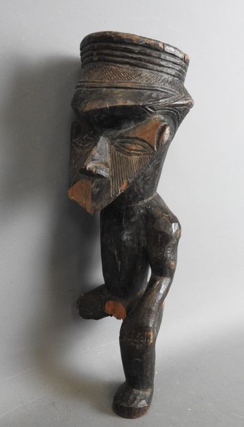 KUBA, RD CONGO. Laminated bowl. H. 27 cm....