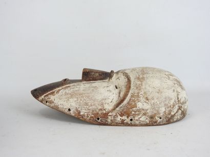 GABON. Copie masque Fang en bois sculpté...