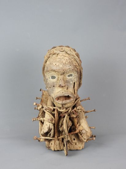 Fetish bust, BAKONGO, Democratic Republic...