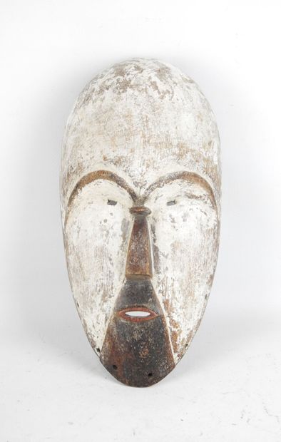 GABON. Copie masque Fang en bois sculpté...