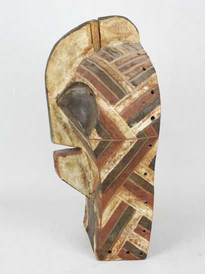 SONGYE - Democratic Republic of Congo.

Wooden...