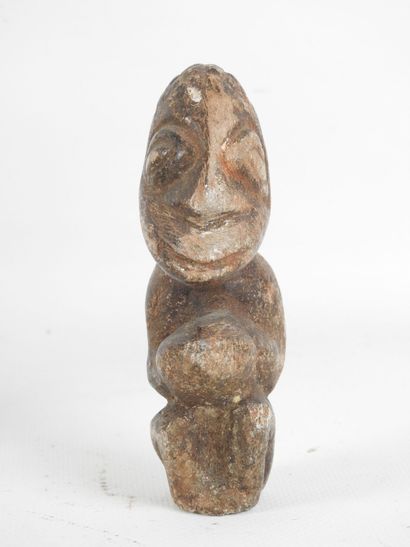 KISSI, Guinée.
Réunion de quatre statues...