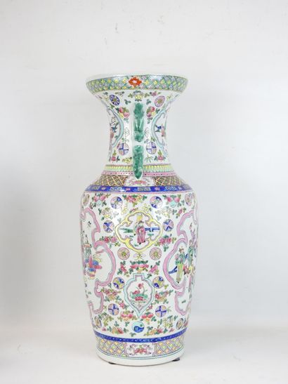 CHINA: Large porcelain baluster vase with...