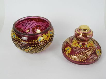TURQUIE : Petit confiturier en verre taillé...