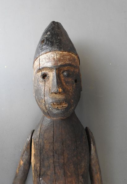 NIGERIA.
Large wooden male statuette with...