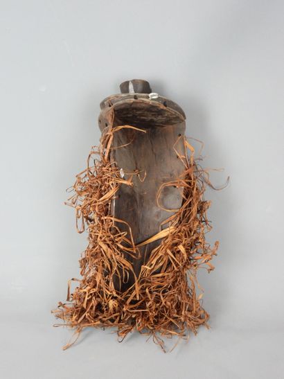 PENDE, Democratic Republic of Congo.

Wood,...