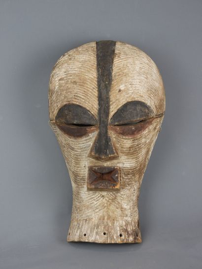 SONGYE, République Démocratique du Congo.

Bois...
