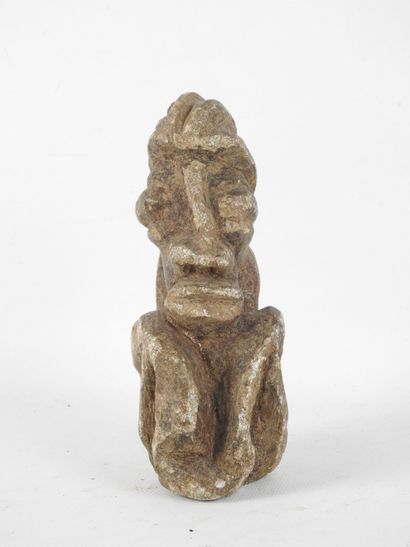 KISSI, Guinée.
Réunion de quatre statues...