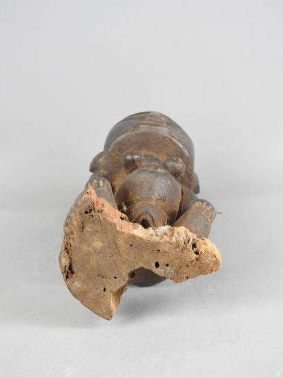 LUBA, République Démocratique du Congo.
Bois...