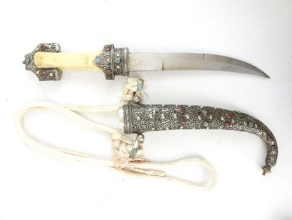 MAROC : Koumya, avec manche en os et fourreau...