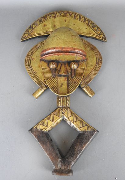 KOTA, Gabon
Reliquary figure consisting of...