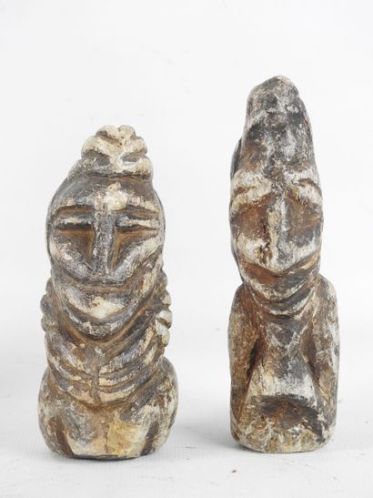 KISSI, Guinée.
Réunion de quatre statues...