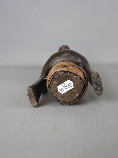 MUYE, NIGERIA. Upper part of a statue. H....