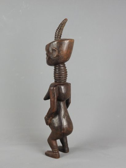 NDENGESE, République Démocratique du Congo.

Bois...