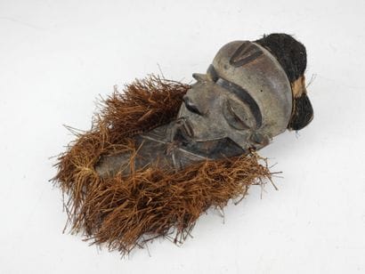 PENDE, Democratic Republic of the Congo.
Wood,...