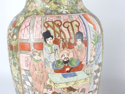 CANTON, China: Pair of porcelain vases with...