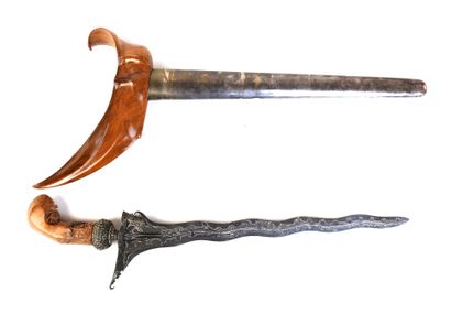 ARMES BLANCHES. KRISS malais à poignée en...