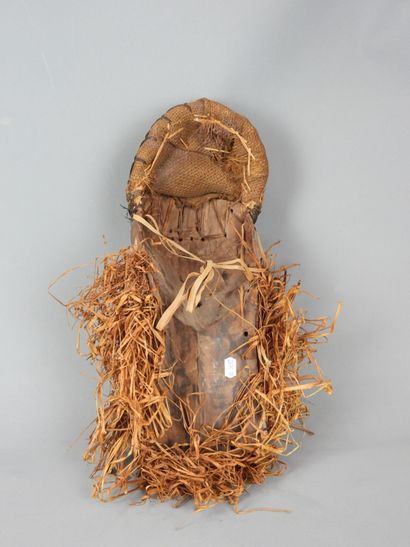 PENDE, Democratic Republic of Congo.

Wood,...