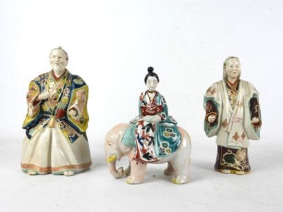 JAPON : Couple de personnages en céramique...