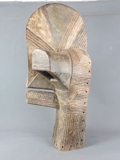 SONGYE, Democratic Republic of Congo.

Wood,...