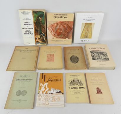 11 vols dont Monographie de la Cathédrale...
