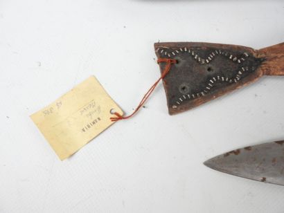 AFRIQUE : Machette et couteau avec fourreaux...