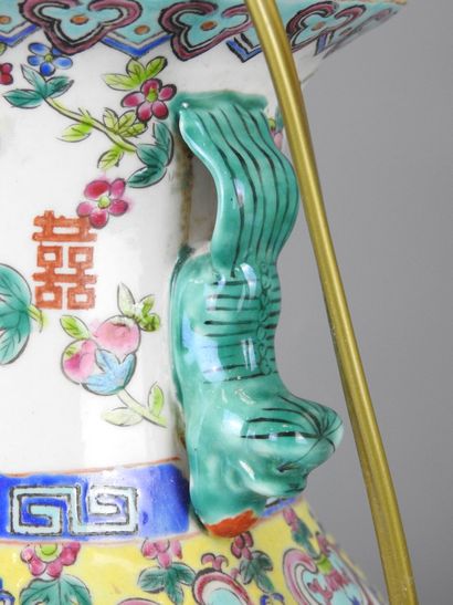 CHINA. Porcelain baluster lamp decorated...
