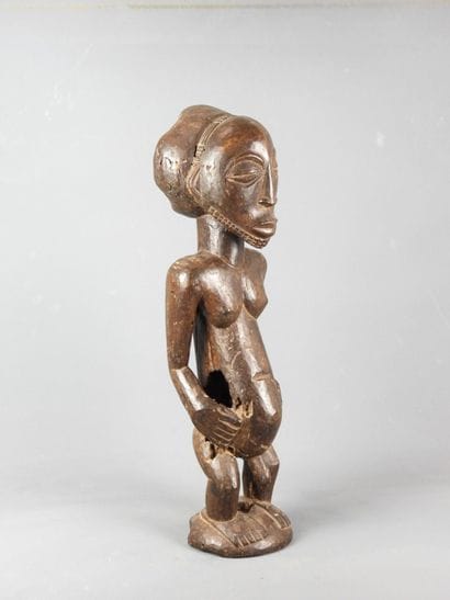 Statue of a standing male ancestor, HEMBA,...