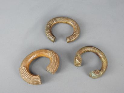 Three bronze bracelets, Ivory Coast. D. approx....